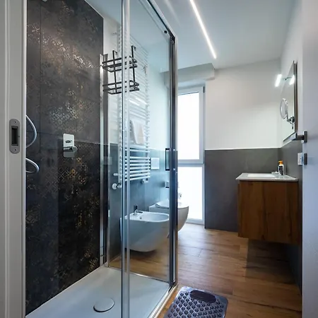 Apartamento Modern Red Flat In *